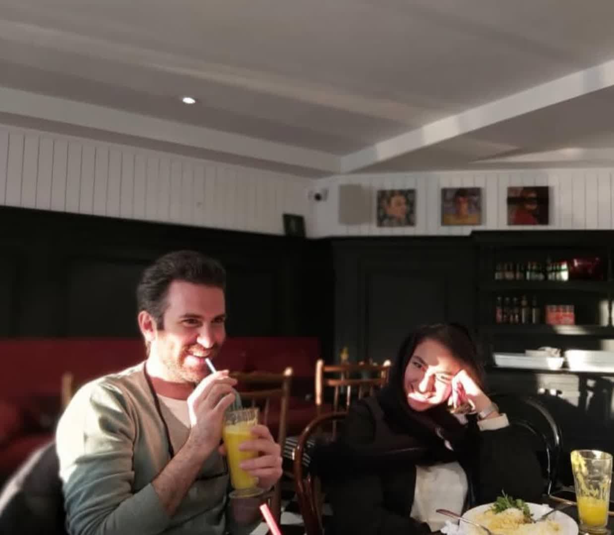 بیوگرافی دنیز دانش صمدی و همسرش 59 Deniz Danesh Samadi (4)