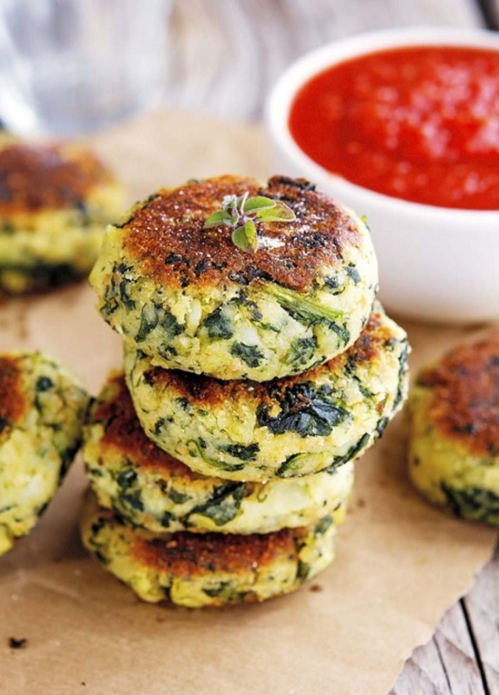 طرز تهیه کوکو اسفناج و سیب زمینی