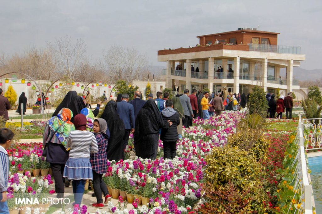میزبانی از میهمانان نوروزی نجفآباد آبرومندانه و ماندگار می بود