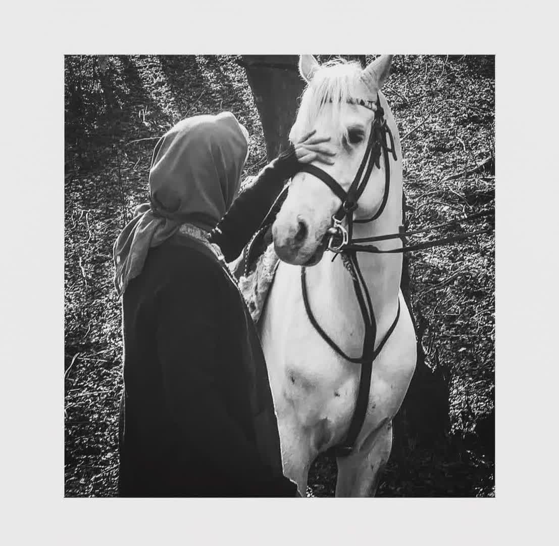 عکس ها و بیوگرافی بیتا معیریان بازیگر سریال استخوان سوز 45 Bita Moeirian (11)