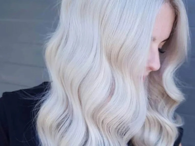 رنگ یخی پلاتینی