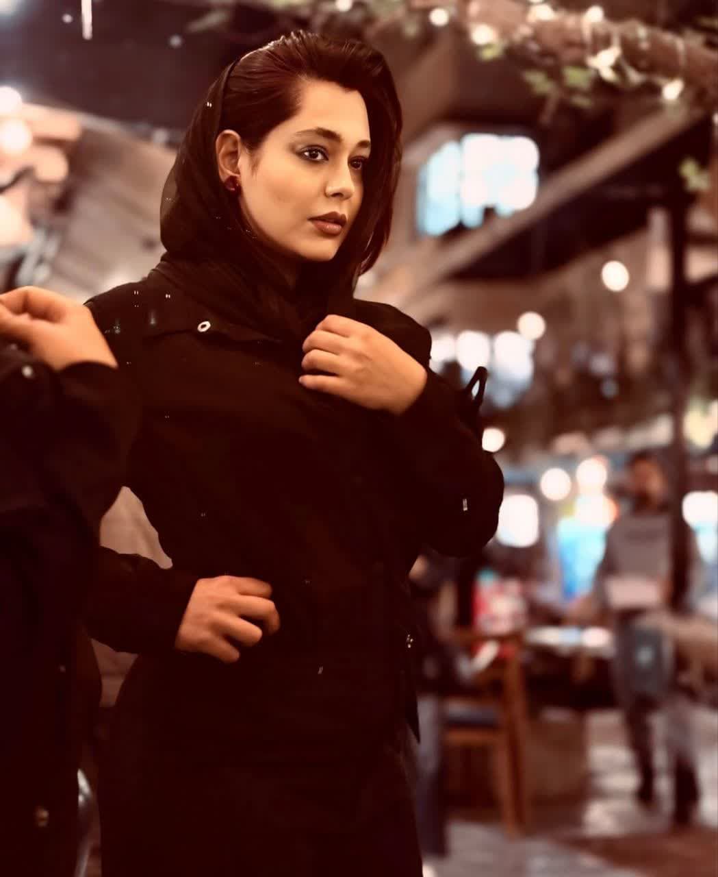 بیوگرافی سانیا سالاری از تئاتر تا شهرت با عکس تازه 47 sania salari (14)