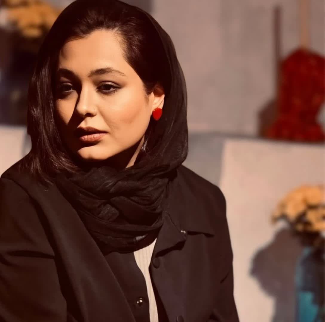 بیوگرافی سانیا سالاری از تئاتر تا شهرت با عکس تازه 46 sania salari (15)