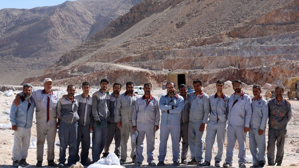 انفجار مهندسی‌شده ۱۶۰ هزار تنی در معدن حوض‌ماهی؛ فولادسنگ مبارکه رکورد آتشباری تاریخ خود را ناکامی