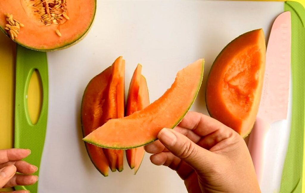 طبع گرمک گرم است یا سرد؟؛ خواص و مضرات آن