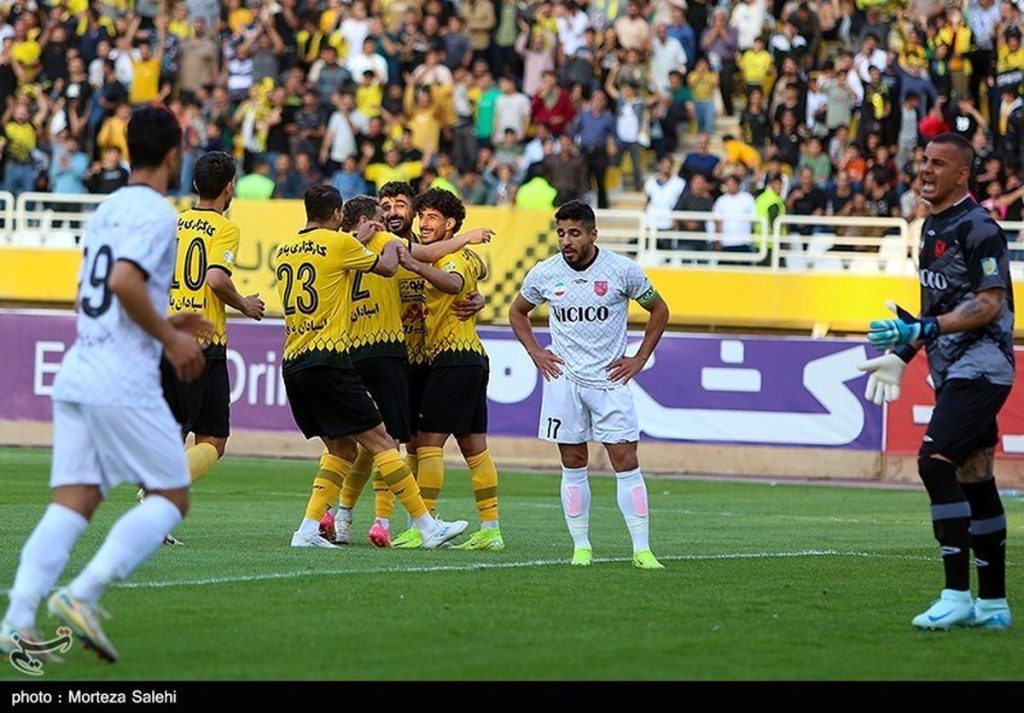 نزدیکی مجدد سپاهان به تراکتور