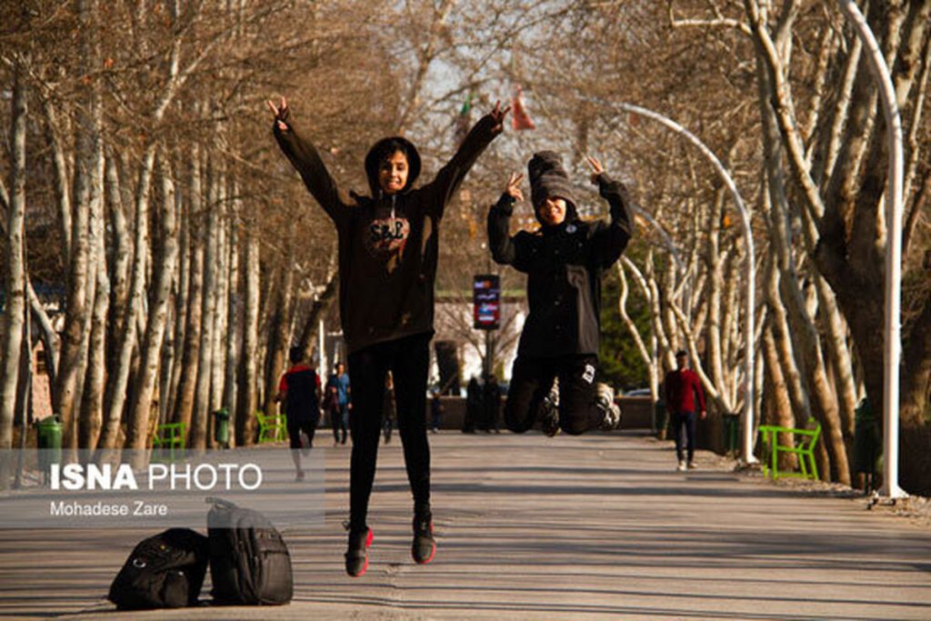 وجود کم‌رنگ نسل جوان در رویدادهای اصفهان