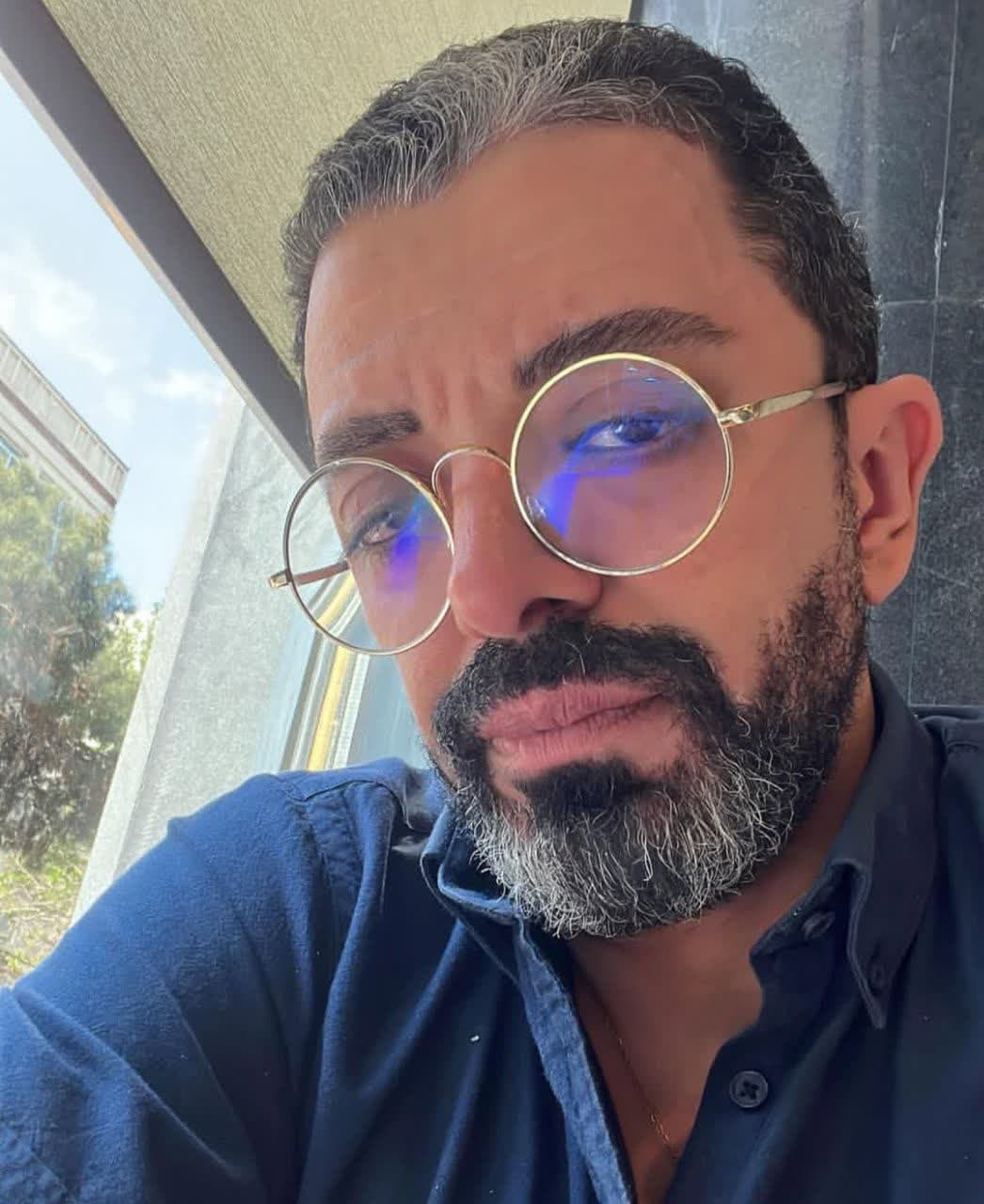 Farzin Mohaddes (13)