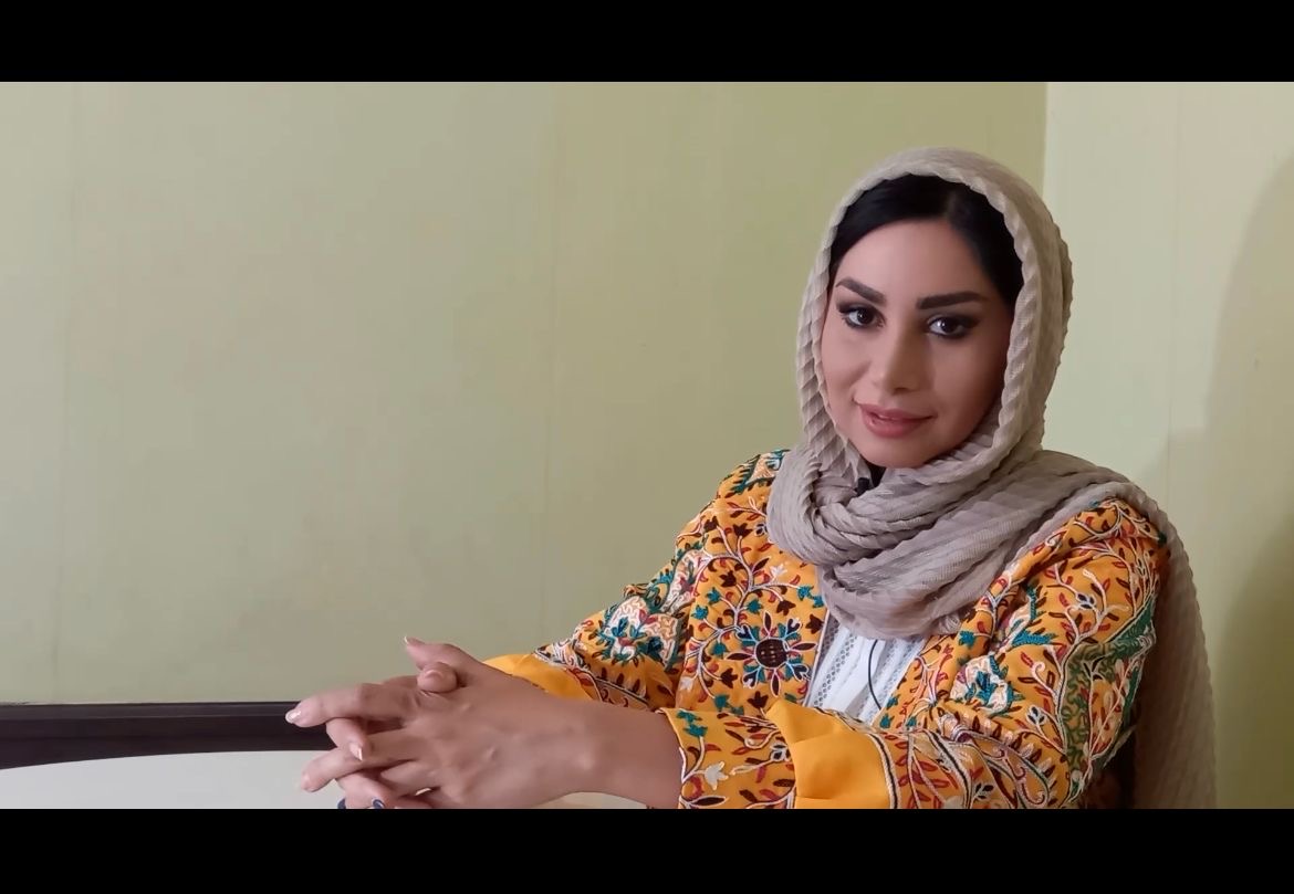 بیوگرافی نشاط احدیفر | از قهوه تلخ تا سریال کنکل + زندگی شخصی و تحصیلات 6 Shadi Ahadifar (9)