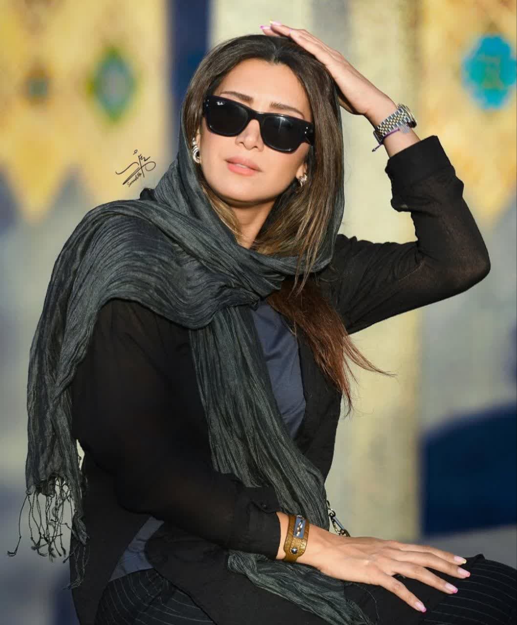 نیکی مظفری (7)