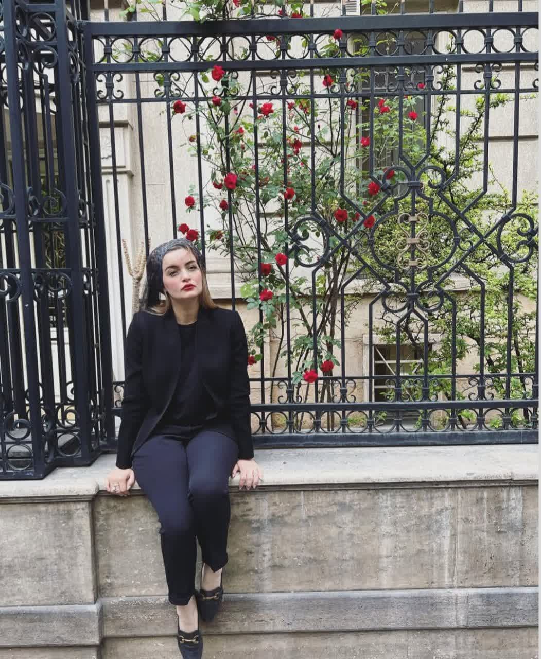 نیلوفر پارسا (15)