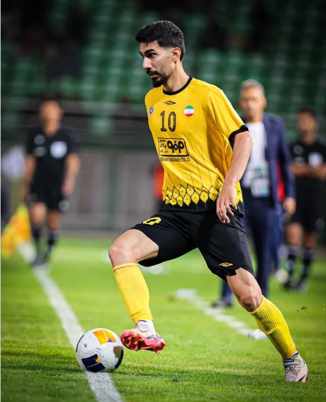 رضا شکاری کیست؟ | بیوگرافی، افتخارات، همسر و ماجرای پیوستن به پرسپولیس 43 رضا شکاری (16)