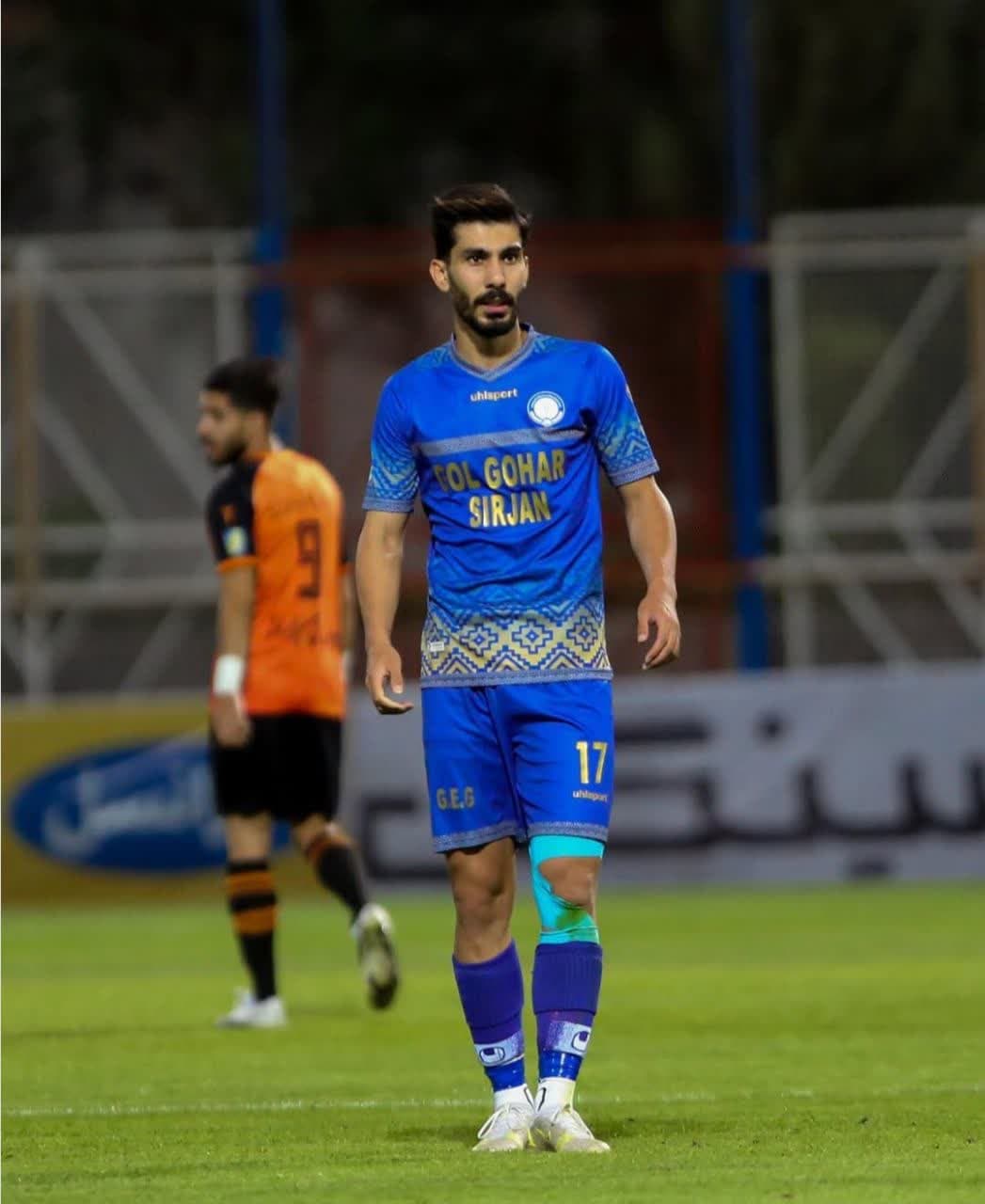 رضا شکاری کیست؟ | بیوگرافی، افتخارات، همسر و ماجرای پیوستن به پرسپولیس 53 رضا شکاری (4)