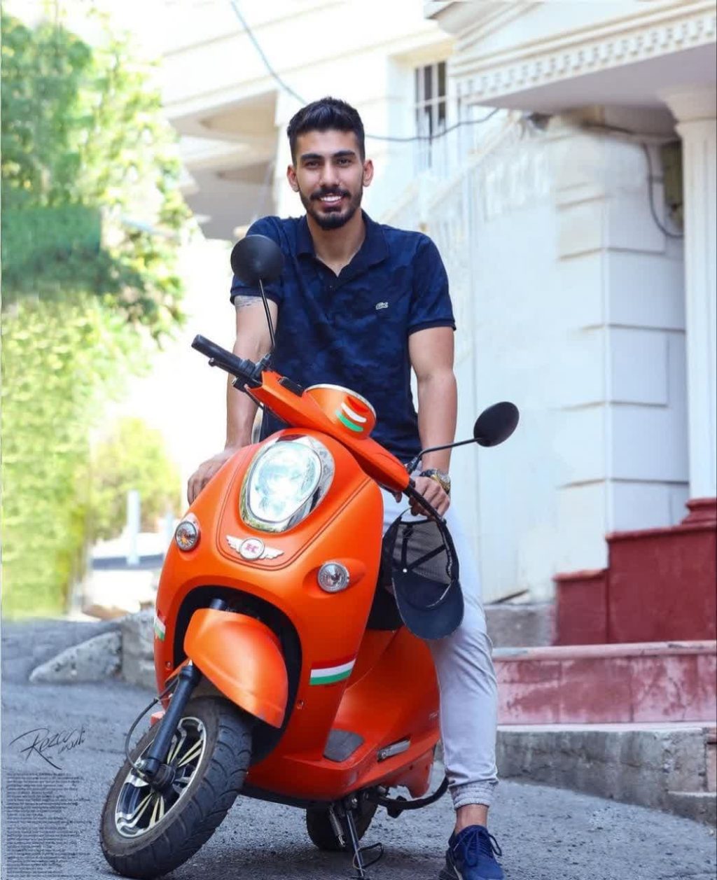 رضا شکاری (1)