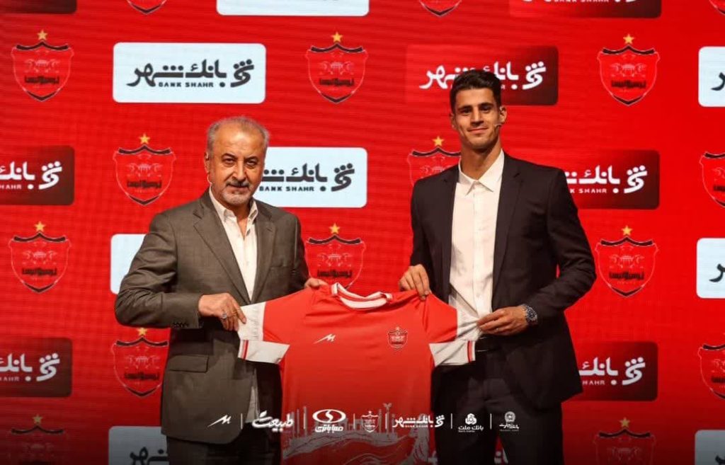 بیوگرافی مطلب نیازمند | دروازه‌بان تازه پرسپولیس با رکورد ۹۴۰ دقیقه کلین‌شیت