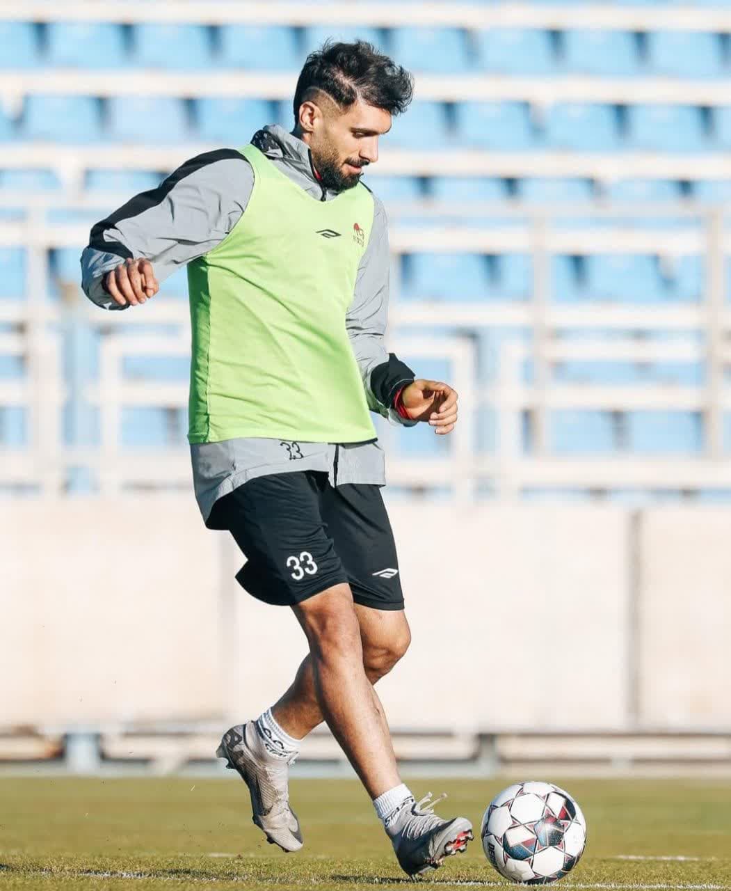 بیوگرافی عارف آقاسی | جزئیات قرارداد ۱۸۰ میلیاردی با پرسپولیس و اسبق فوتبالی 33 عارف آقاسی