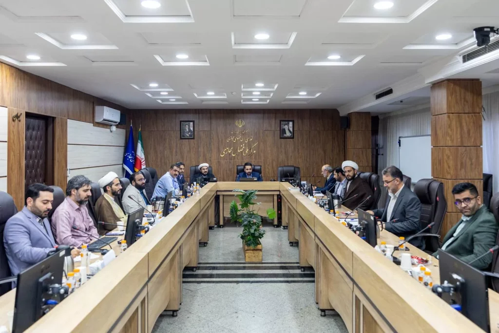 تصویب سند جامع ترویج و ترقی سواد فضای مجازی_اصفهانیا