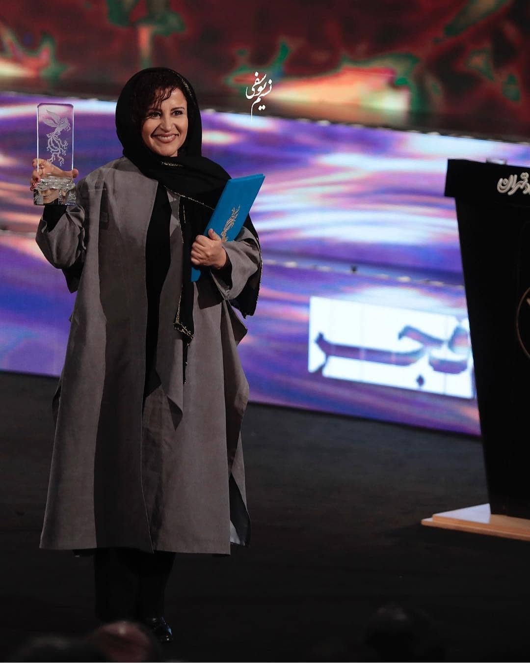 بیوگرافی فرشته صدرعرفایی | از «بادکنک سفید» تا «سووشون» و سیمرغهای افتخارآمیز 16 Farshteh Sadrhorefayi (2)