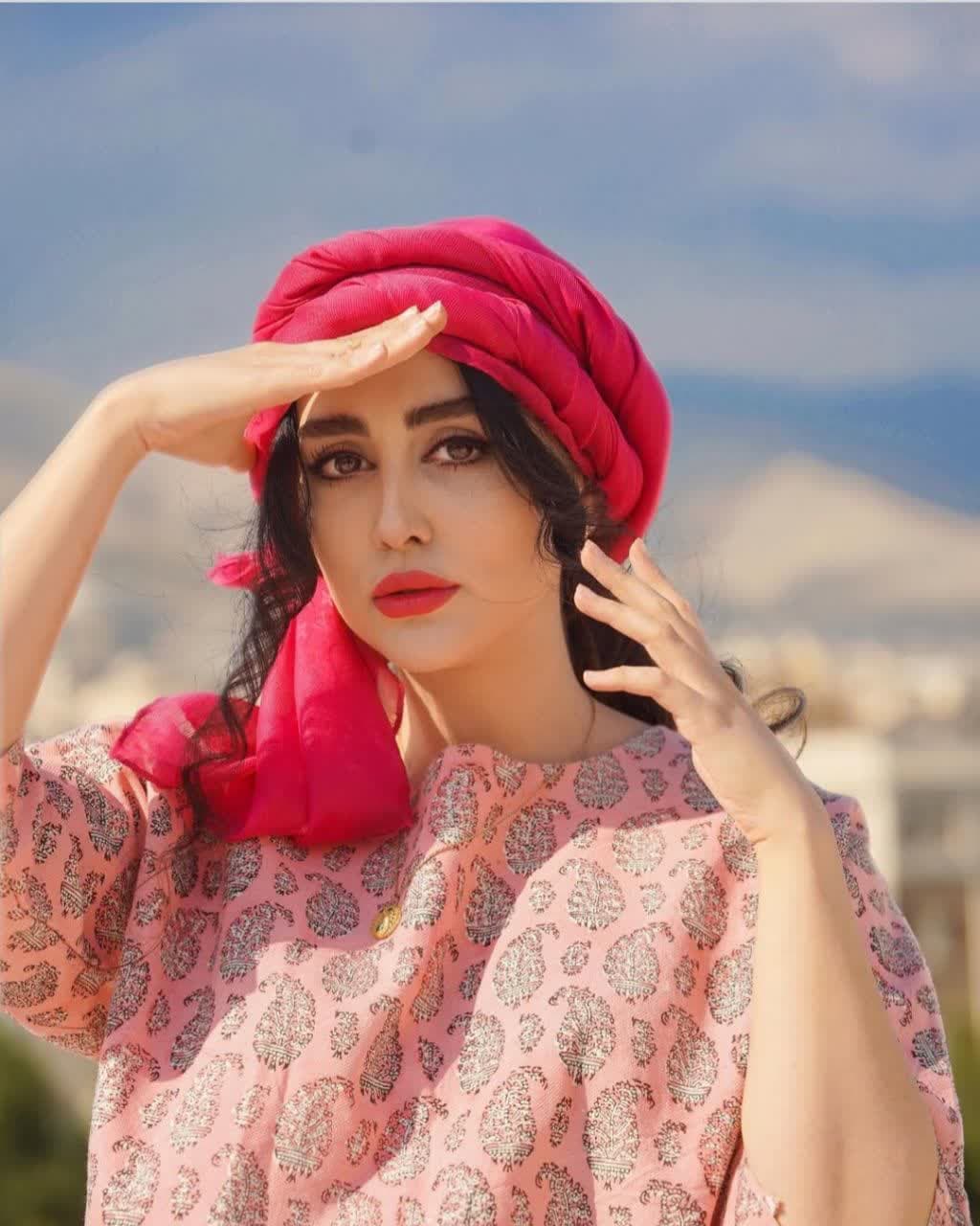 بیوگرافی ستاره حسینی | از شهرت با «گسل» تا درخشش در سریال «بوقچی» 29 ستاره حسینی