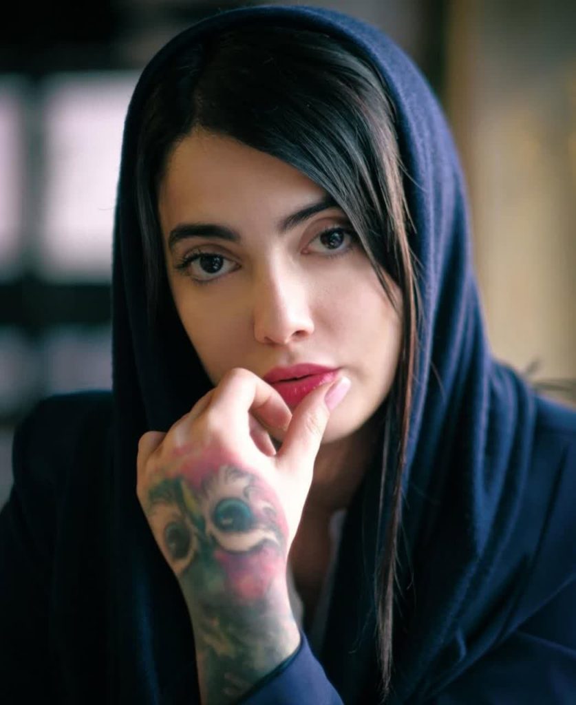 بیوگرافی مائده هژبری و عکس العمل‌ها به شایعه ازدواجش با امیر تتلو