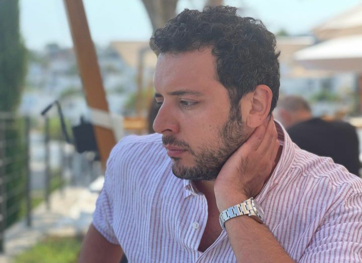 بیوگرافی پدرام شریفی | از «ماهی و گربه» تا «کنکل» با عکس تازه 60 پدرام شریفی