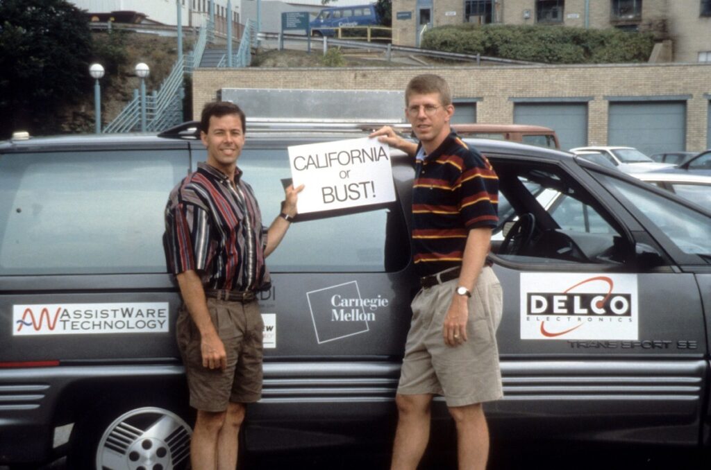 مروری بر تاریخچه خودروهای خودران از ابتدا تا سال ۲۰۲۵_اصفهانیا