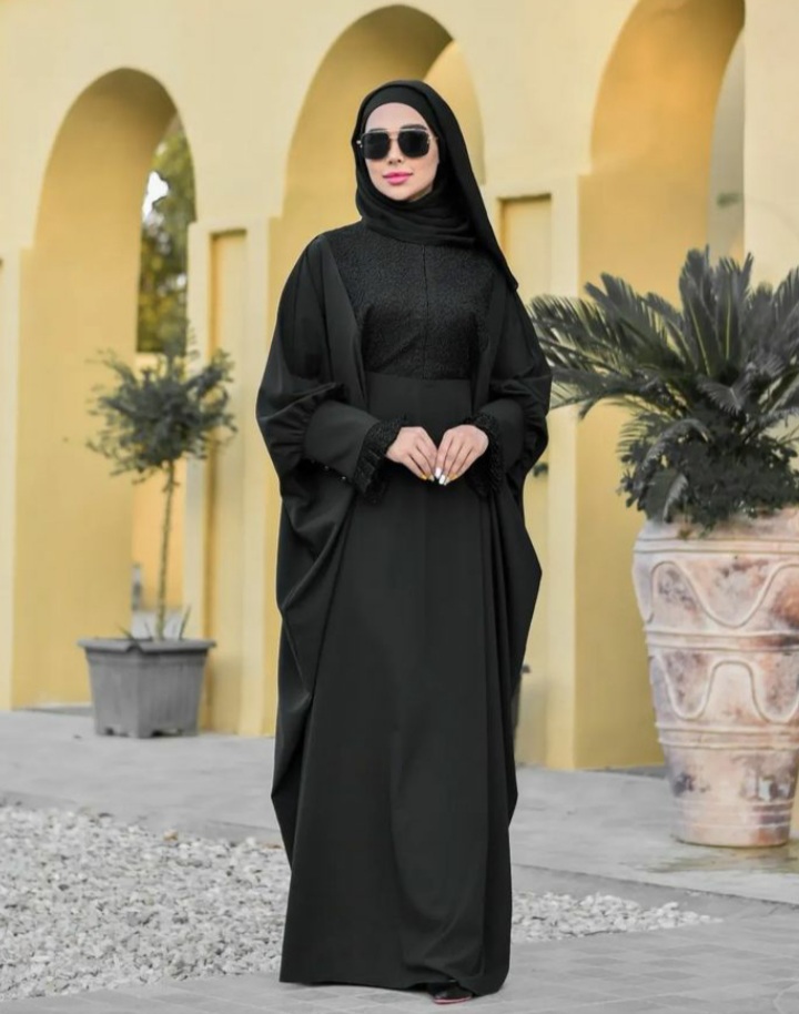 مانتو مشکی محرم