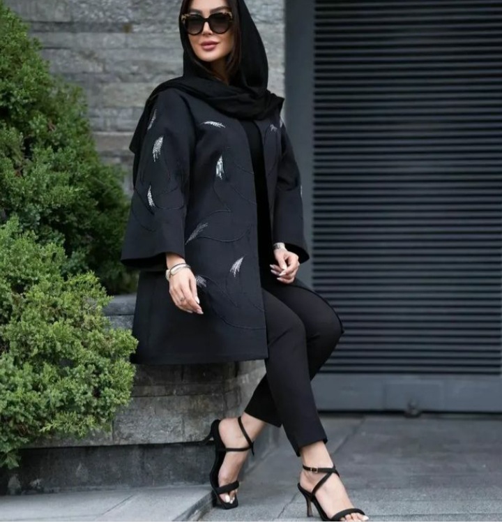 مانتو مشکی محرم