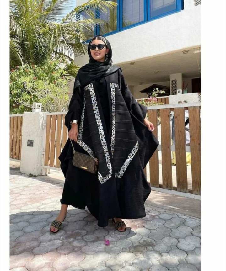 مانتو مشکی محرم