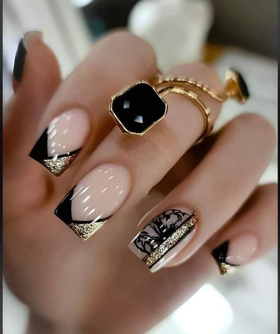 مدل لاک و دیزاین ناخن مشکی اختصاصی ماه محرم 139 طرح ناخن مشکی دخترانه