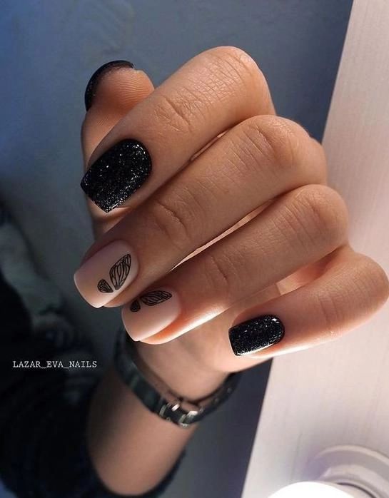 مدل لاک و دیزاین ناخن مشکی اختصاصی ماه محرم 153 طرح ناخن مشکی دخترانه