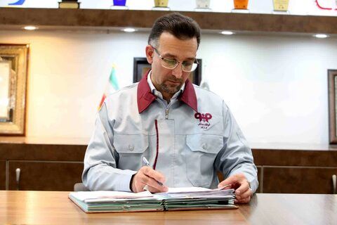 تهدید بحران را به زمان بازآفرینی تبدیل کردیم