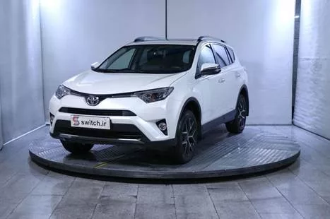 ۲ همت خرید وفروش ماشین در پلتفرم سوییچ طی یک سال_اصفهانیا 4 ۲ همت خرید وفروش ماشین در پلتفرم سوییچ طی یک.webp