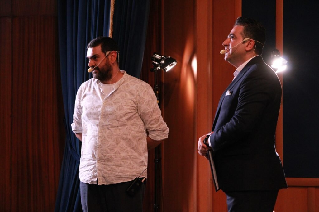 1752919507 38 اتفاقات هوش مصنوعی برای همه اصفهانیا