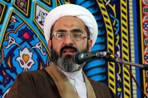 آثار و برکات قرآن برای جذب اقشار جامعه به عکس کشیده شود