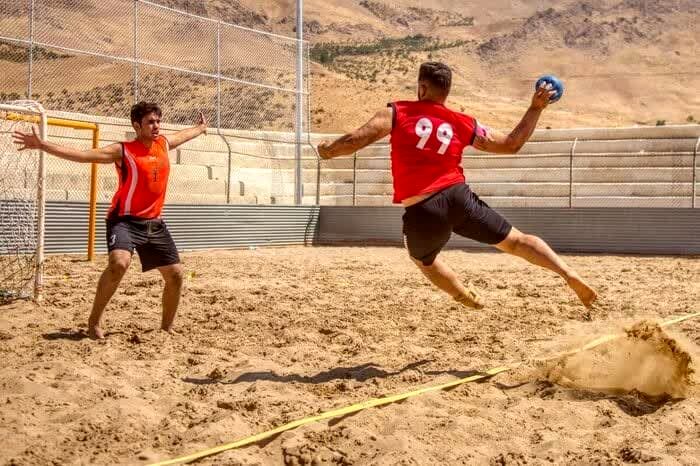 آراتایل اصفهان با ترکیب ملی‌پوشان در لیگ برتر هندبال ساحلی