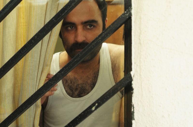 امیر نوروزی در نمایی از فیلم «مامان»