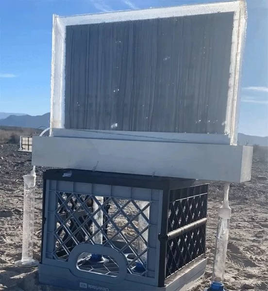 خلاقیت دانشمندان MIT؛ دستگاهی که از هوا آب آشامیدنی تشکیل میکند_اصفهانیا 4 دستگاه تبدیل هوا به آب آشامیدنی