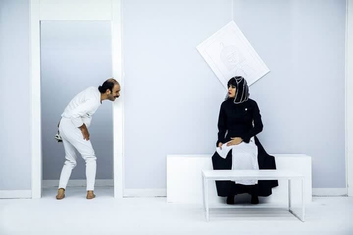 فراتر از صحنه؛ پشت پردهٔ تلاش، ایستادگی و عشق به هنر