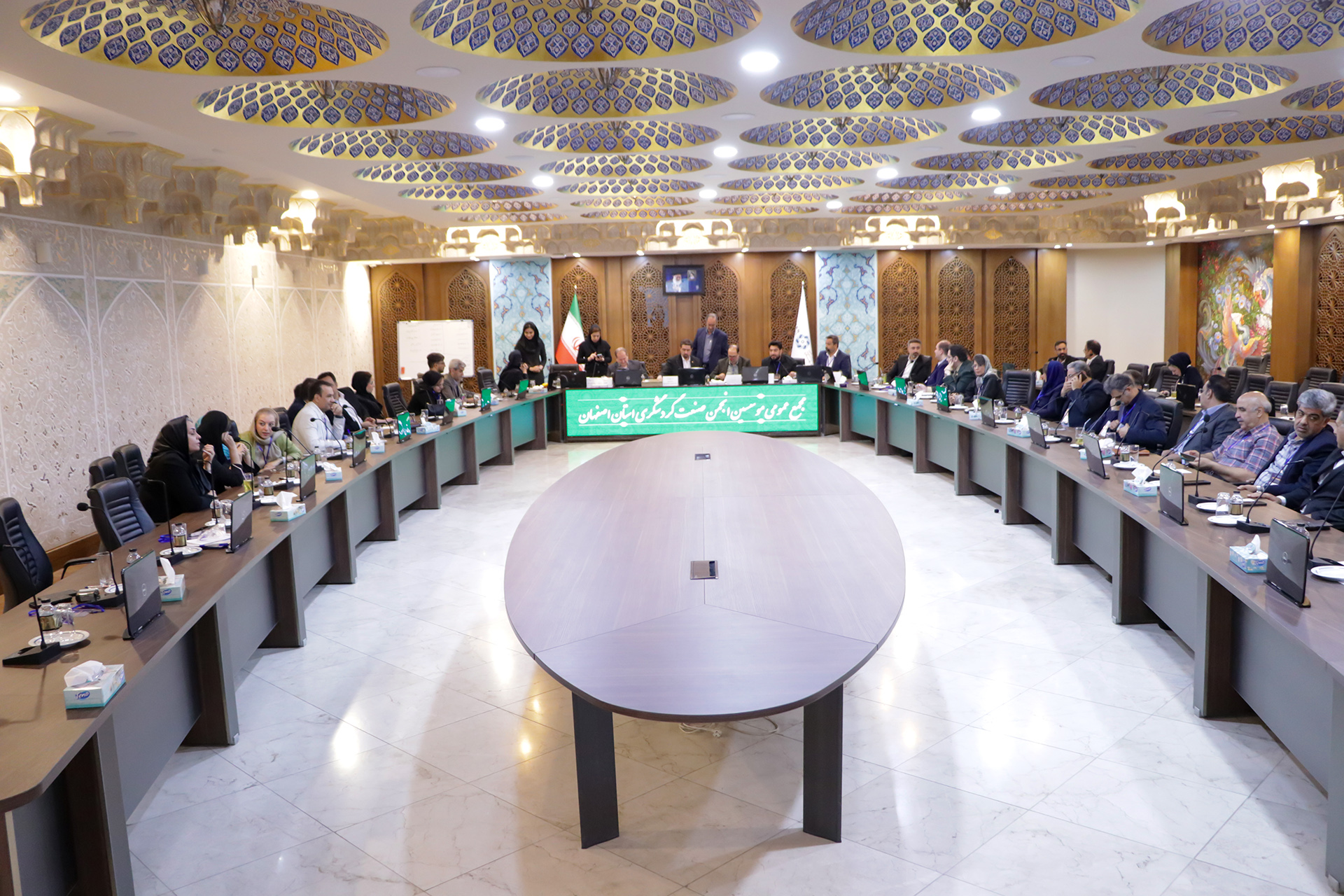 انجمنی برای رونق گردشگری 16 انجمن گردشگری (4)