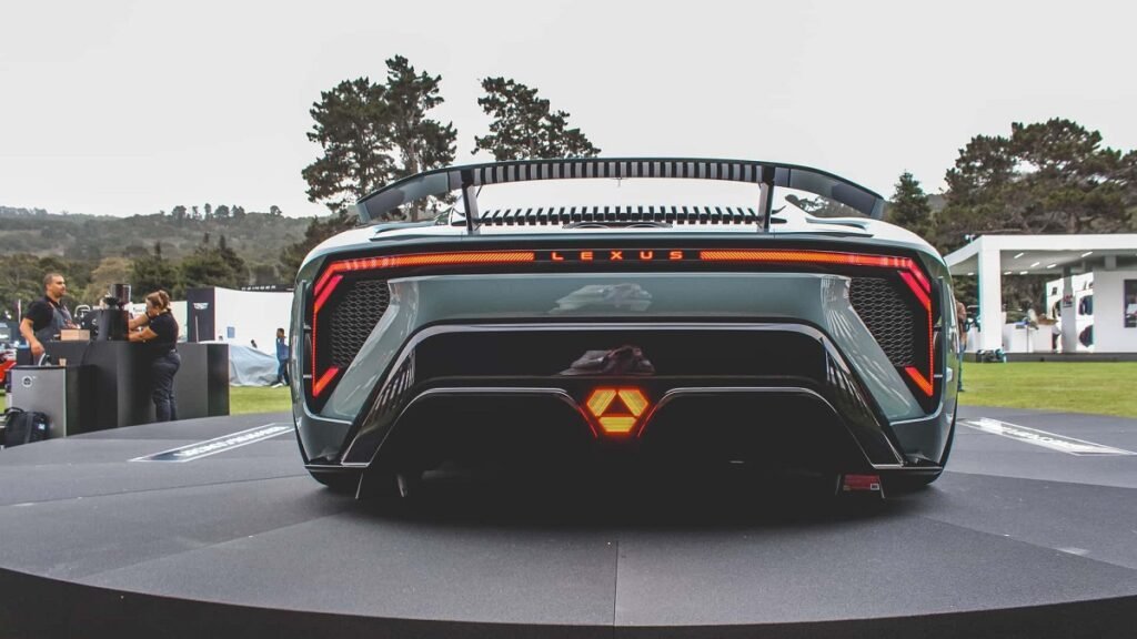 نسخه مفهومی لکسوس LFR معارفه شد؛ خودرویی اسپرت با طراحی متفاوت
