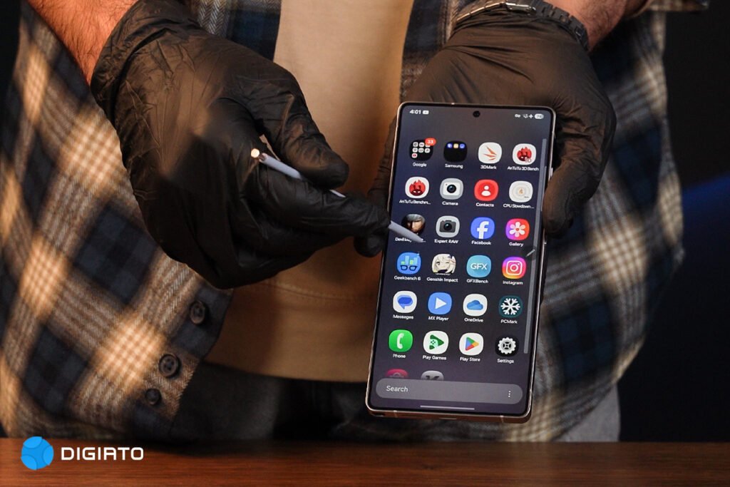 گلکسی S25 اولترا از مجموع تلفنهای اولترا رقیب زیاد تر فروخته است_اصفهانیا