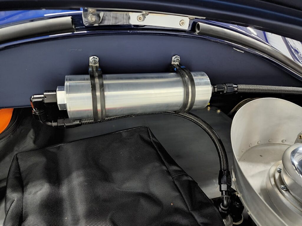 کنیستر چیست و چه ماموریت‌ای در ماشین دارد؟_اصفهانیا